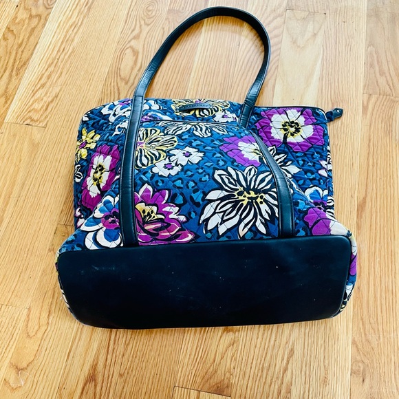 VERA BRADLEY Vegan Leather Tote in African Violets - Picture 5 of 7